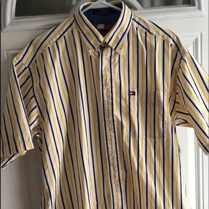 Tommy Hilfiger short-sleeve button-down striped